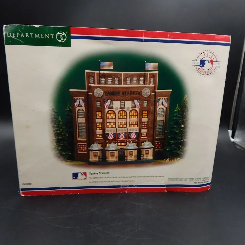 Dept 56 New York Yankee Stadium Collectible Ceramic House Illuminated